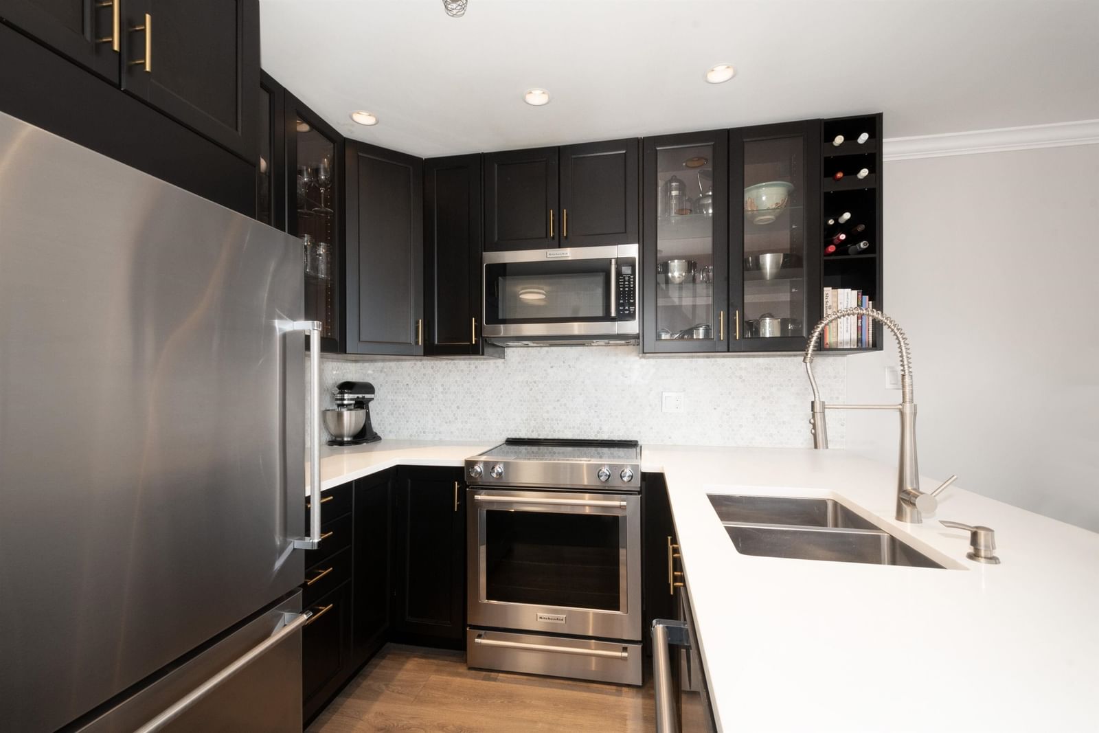 Listing Image 15