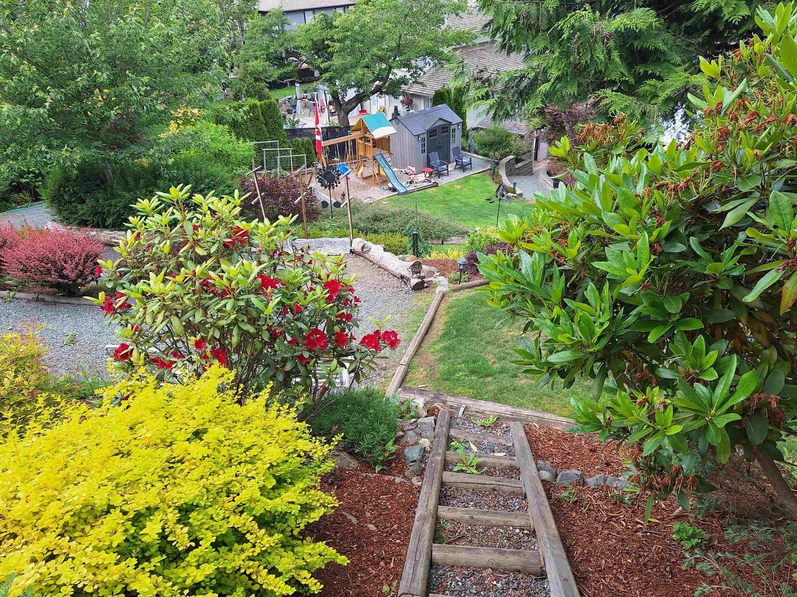 Listing Image 4