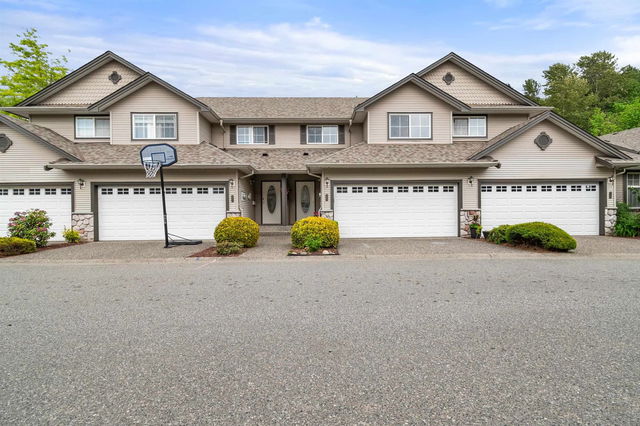 35 - 46360 Valleyview Road