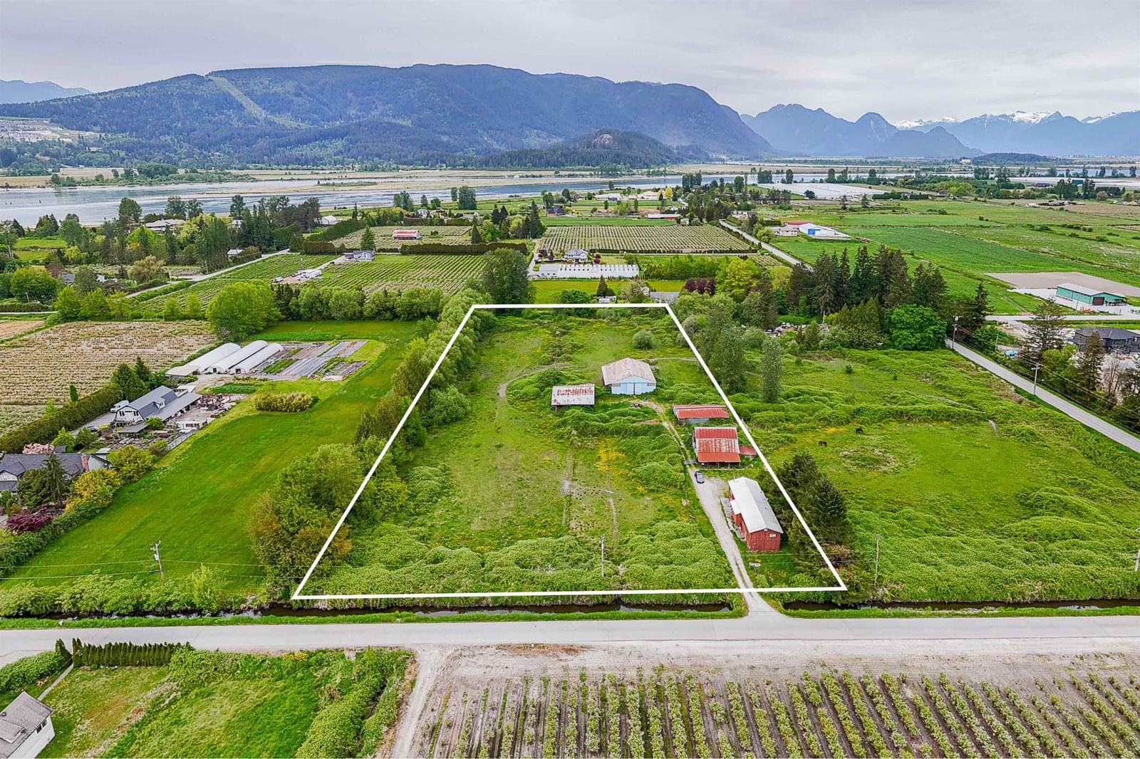 Listing Image 9