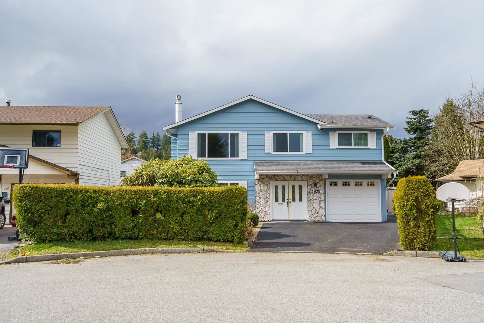 Listing Image 27