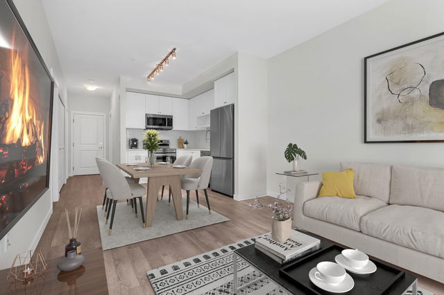 402 - 15848 Fraser Highway