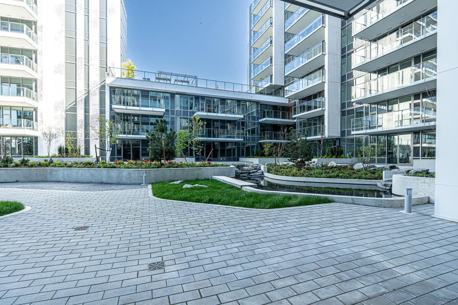 Listing Image 24