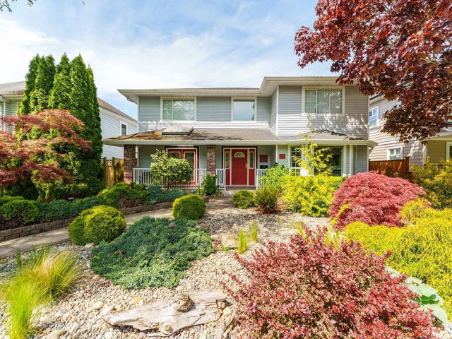 631 Catalina Crescent