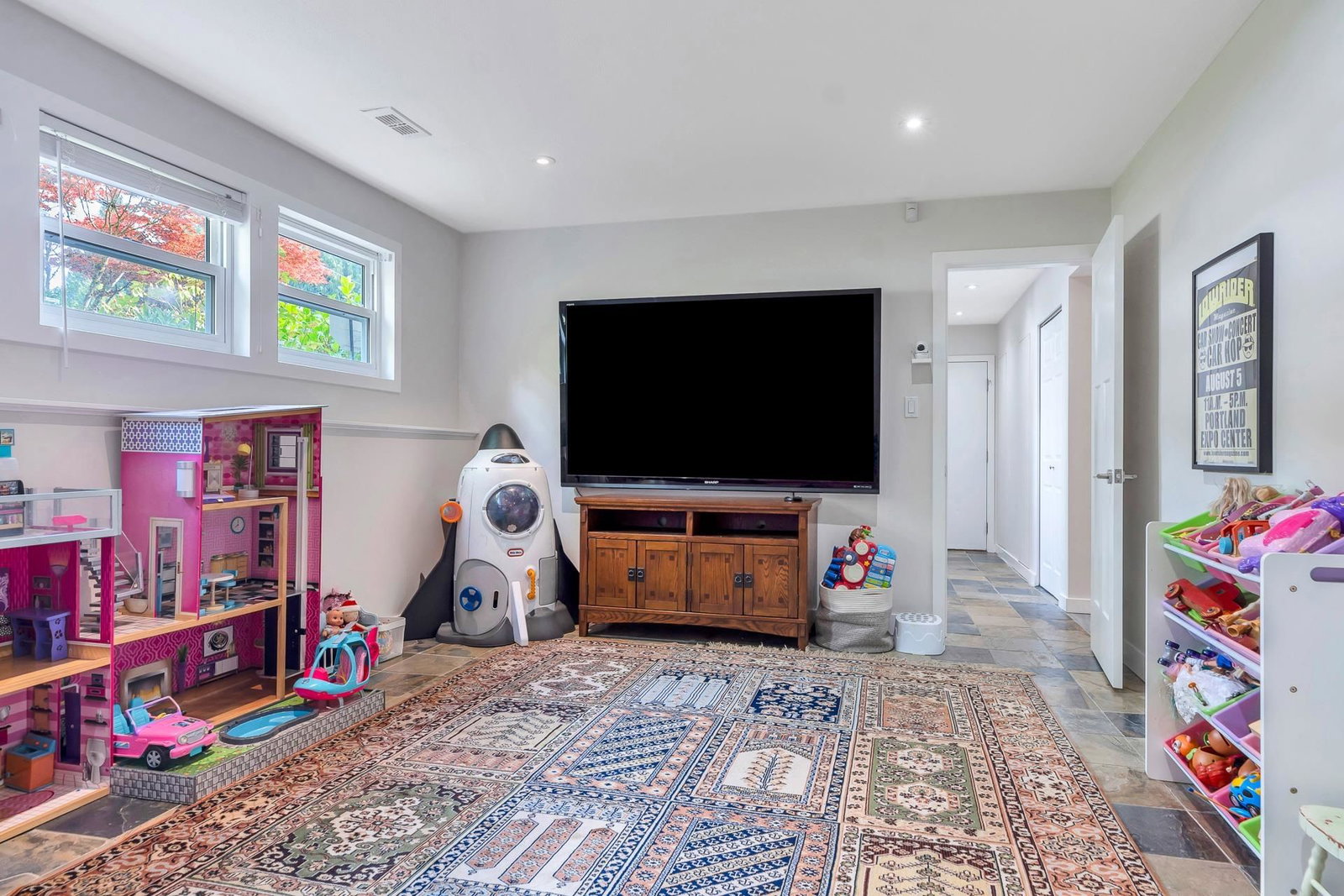 Listing Image 25