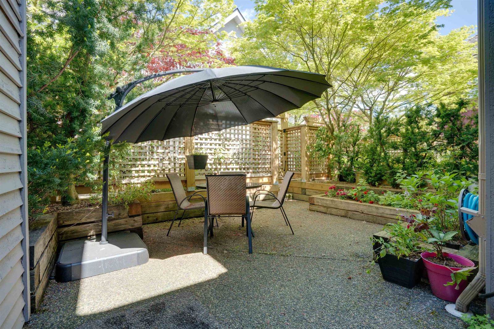 Listing Image 17