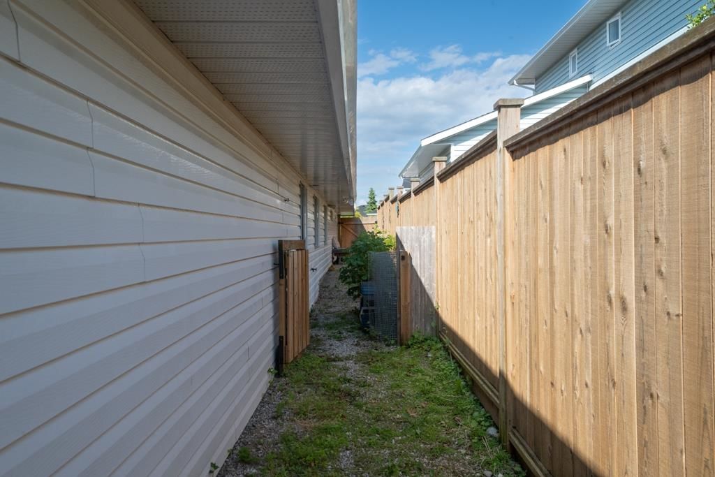Listing Image 27