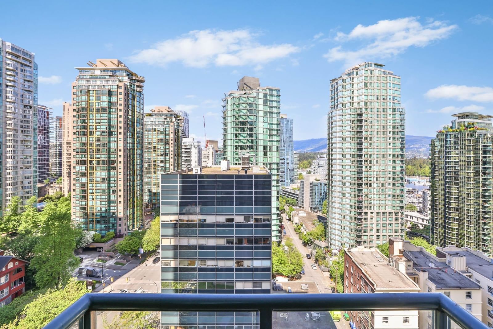 Listing Image 10