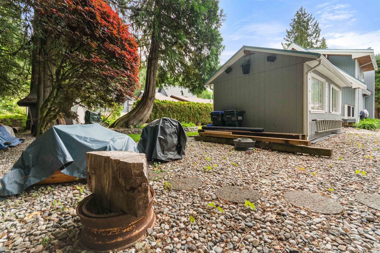 Listing Image 8