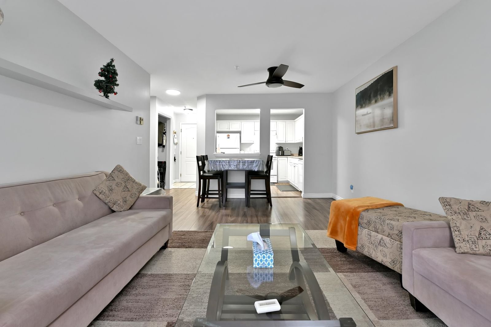 Listing Image 18