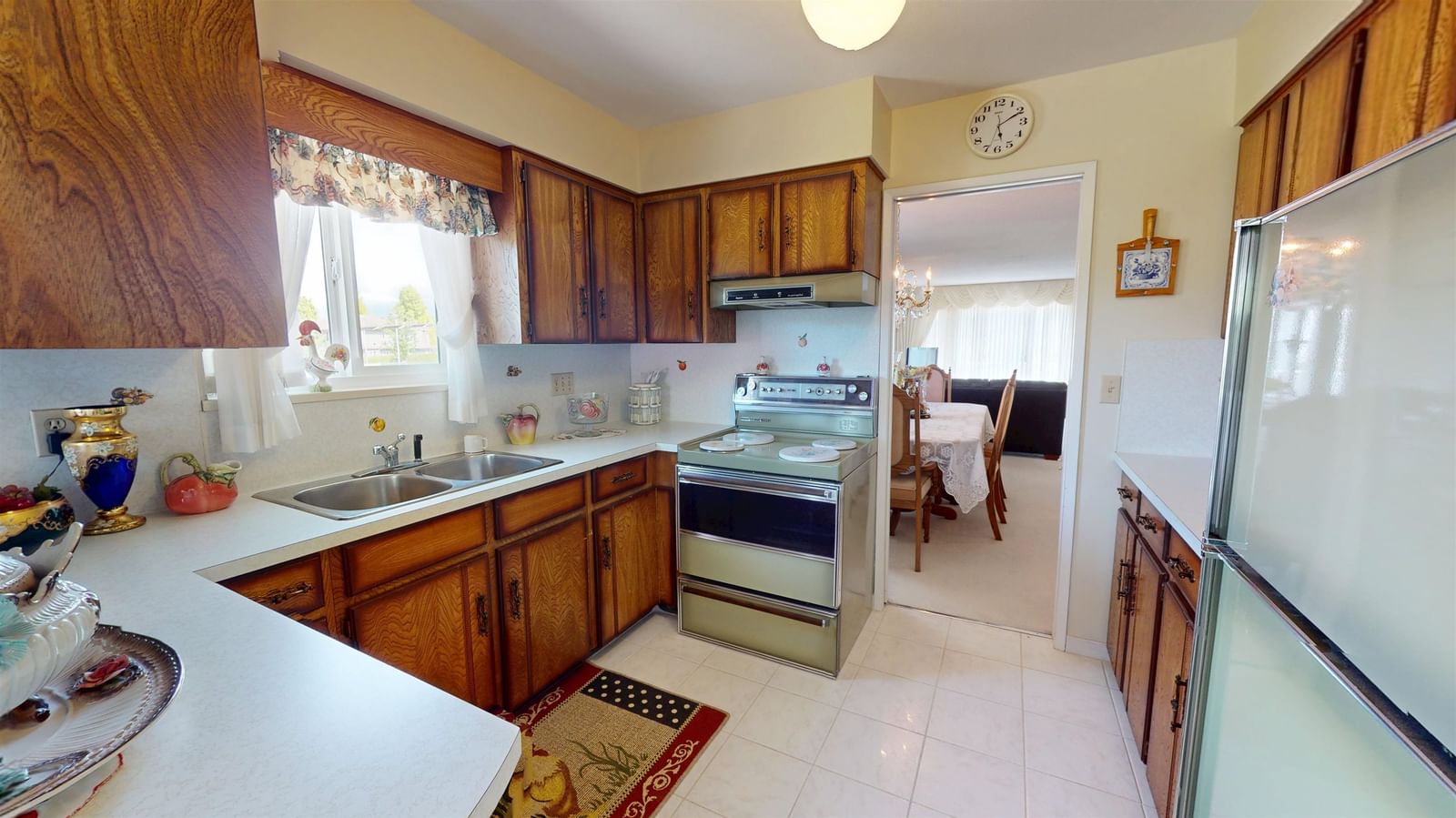 Listing Image 16