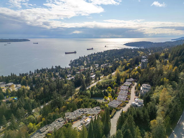 3112 Deer Ridge Drive