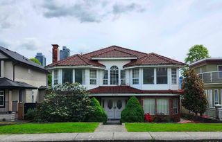 4438 Napier Street