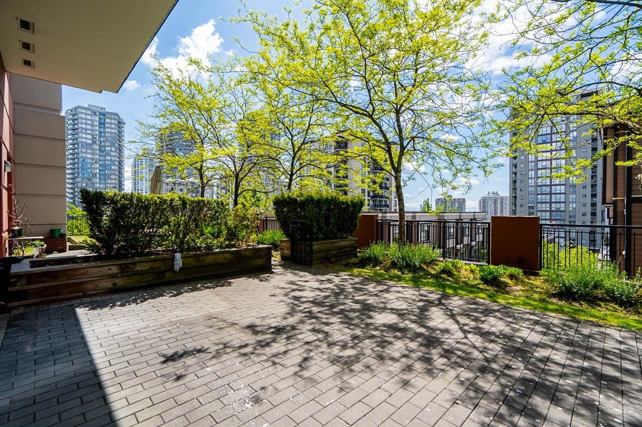 Listing Image 16