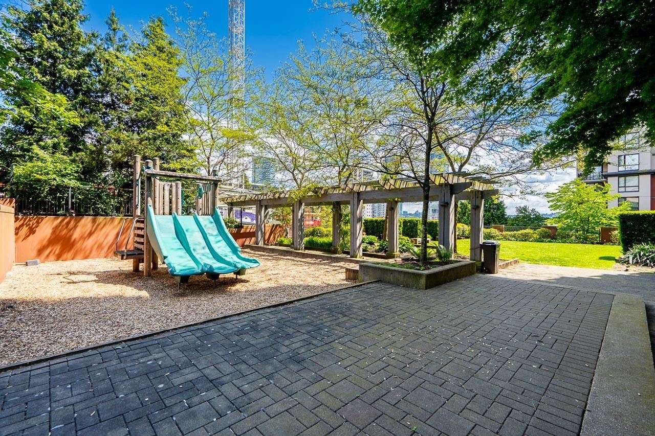 Listing Image 21
