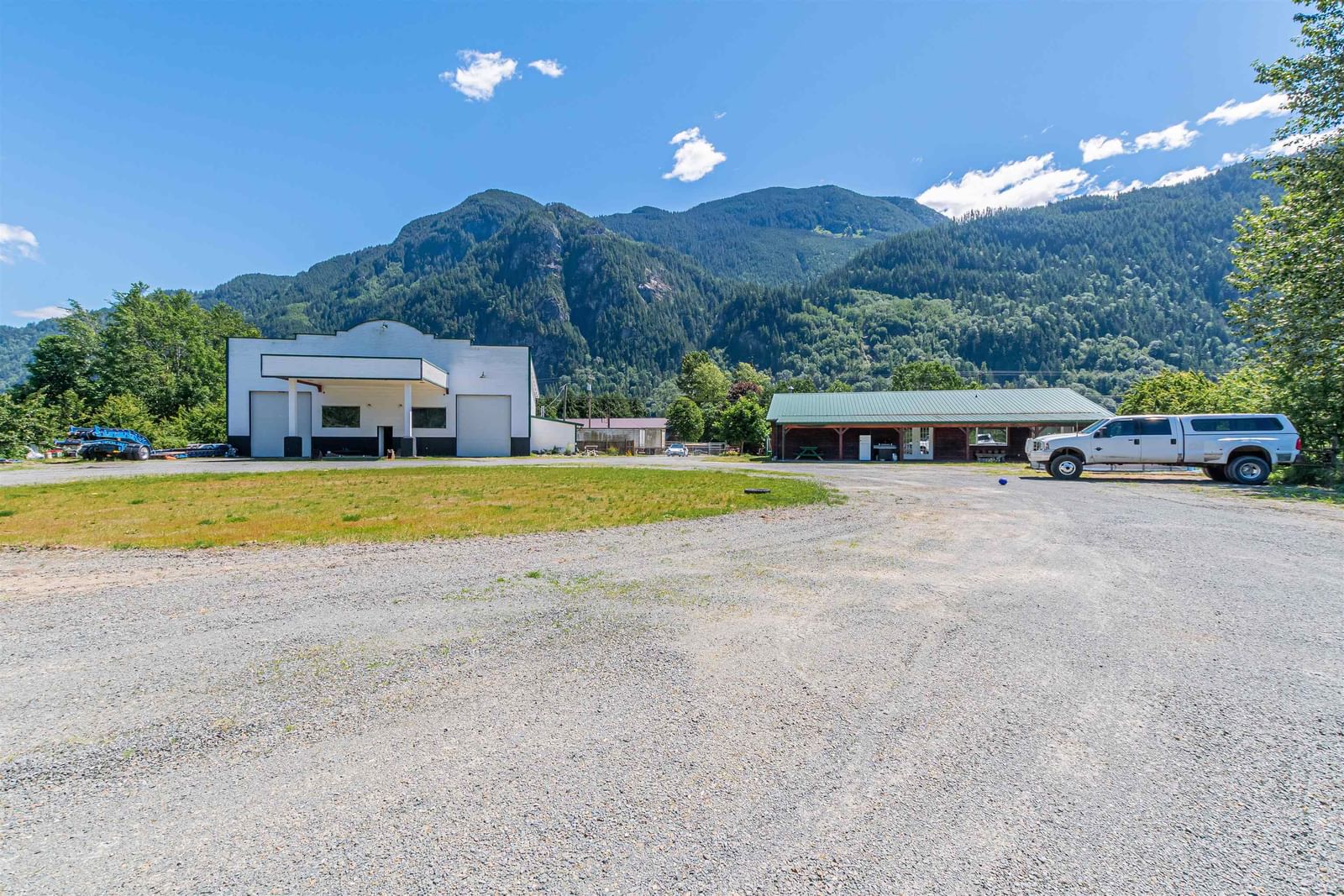 Listing Image 25