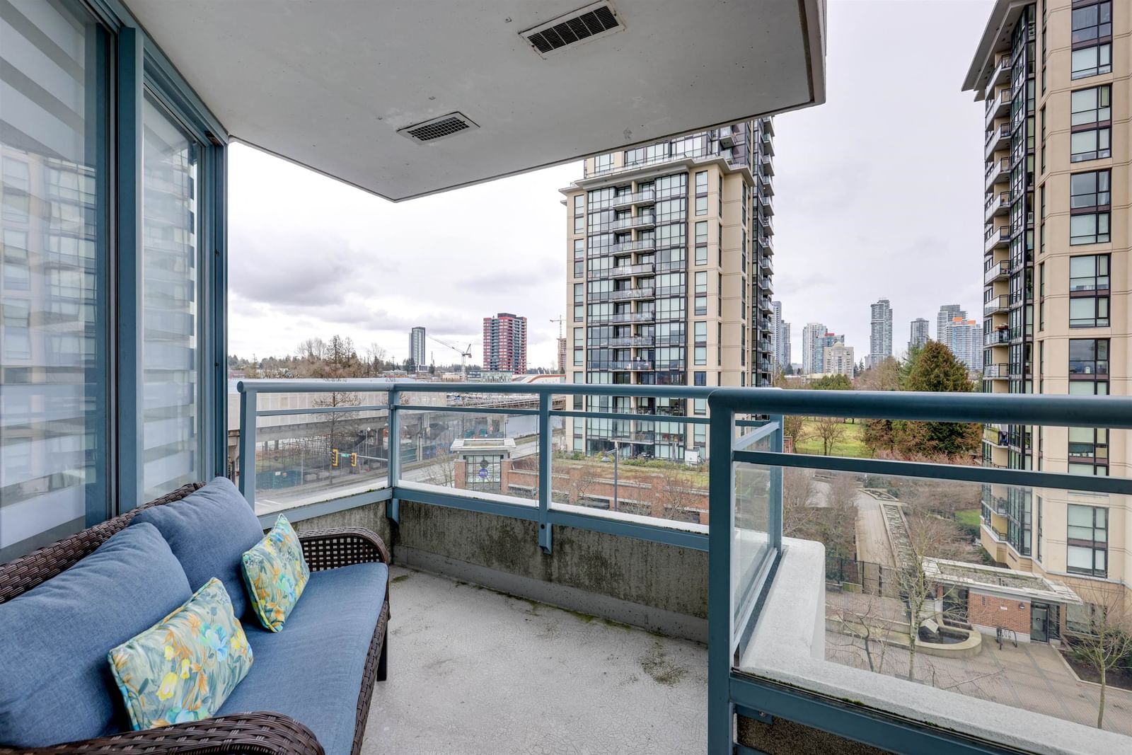 Listing Image 15