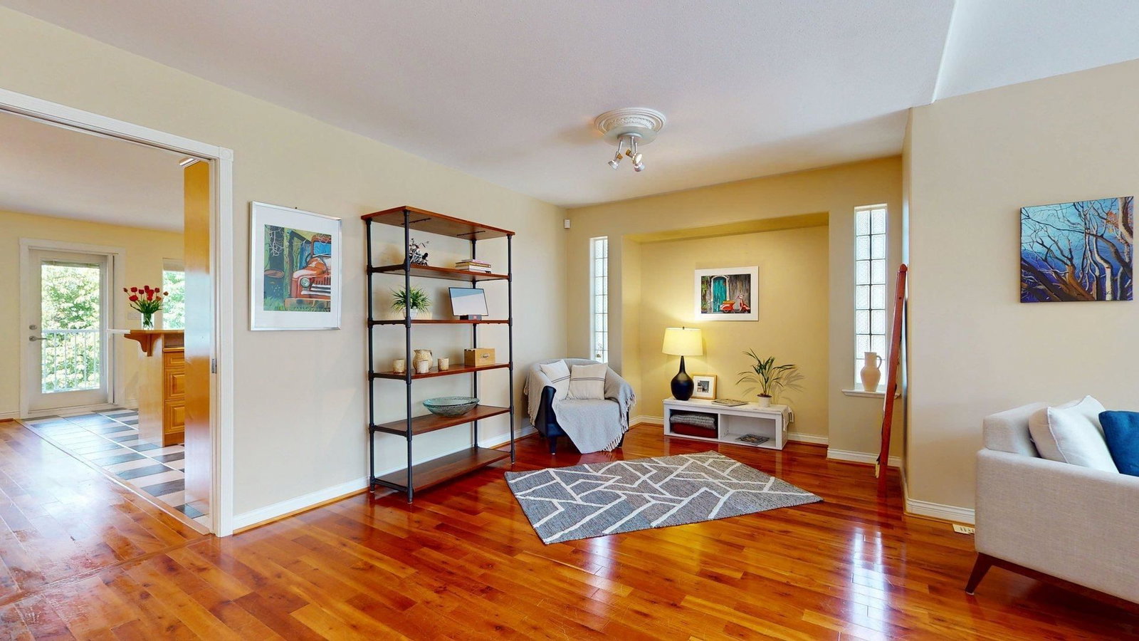 Listing Image 7