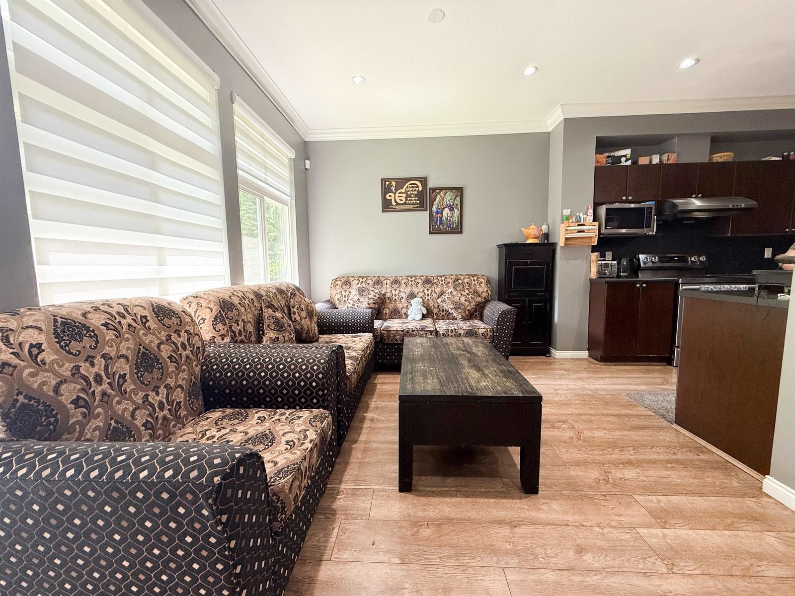 Listing Image 15