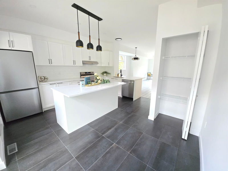 Image of home for listing MLS® R3002743