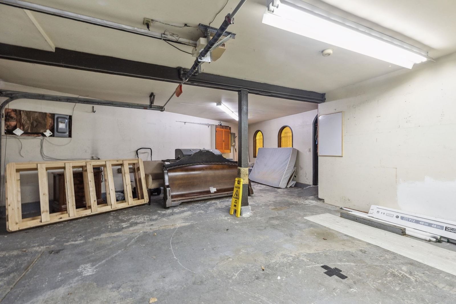 Listing Image 33