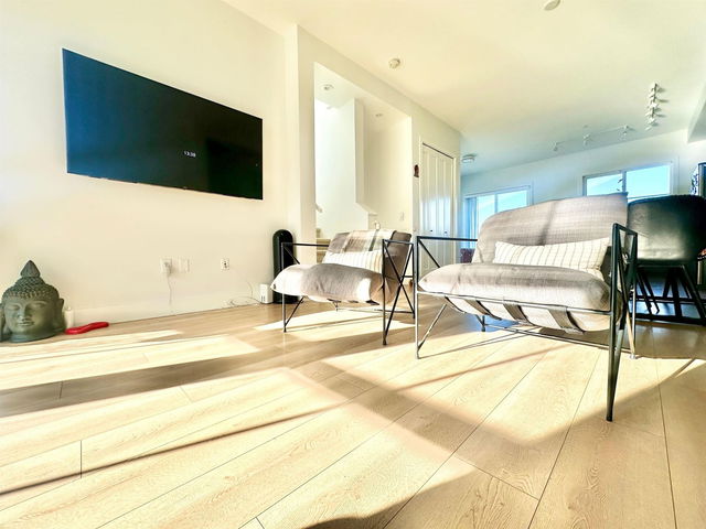 4726 Orca Way