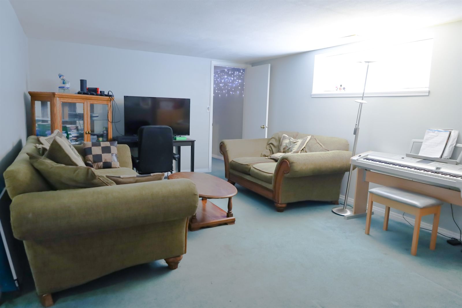 Listing Image 16
