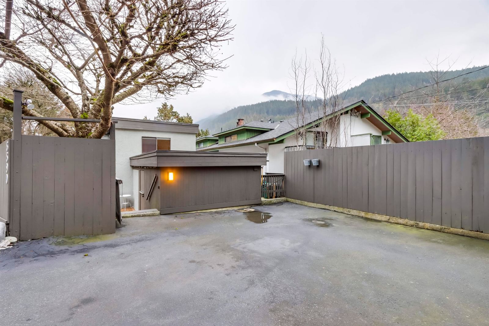 Listing Image 24