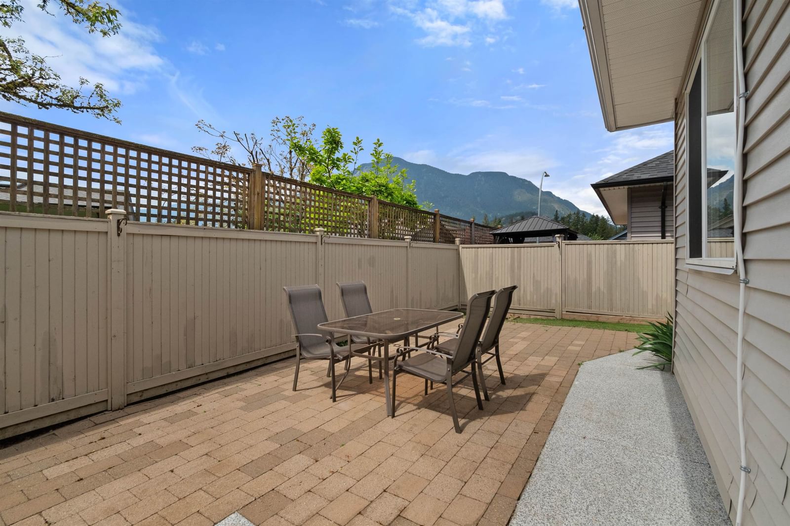 Listing Image 28