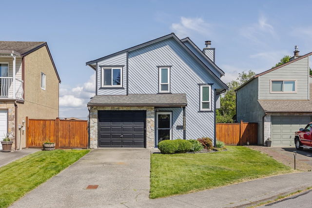 2112 Winston Court