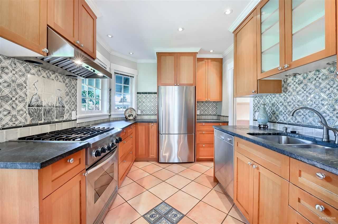 Listing Image 16