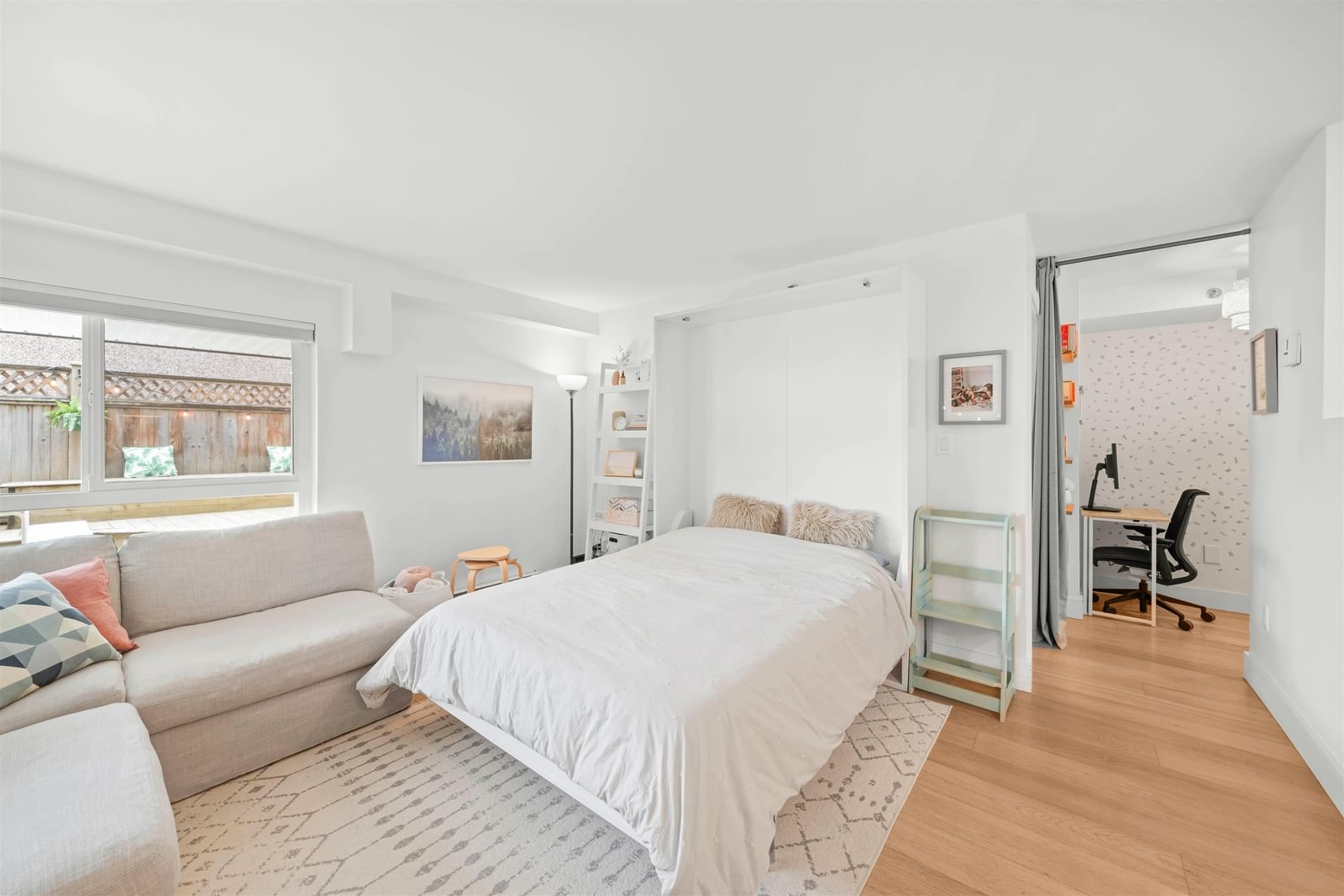 Listing Image 19