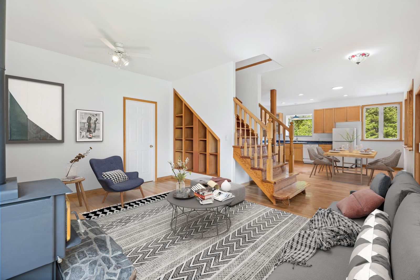 Listing Image 10