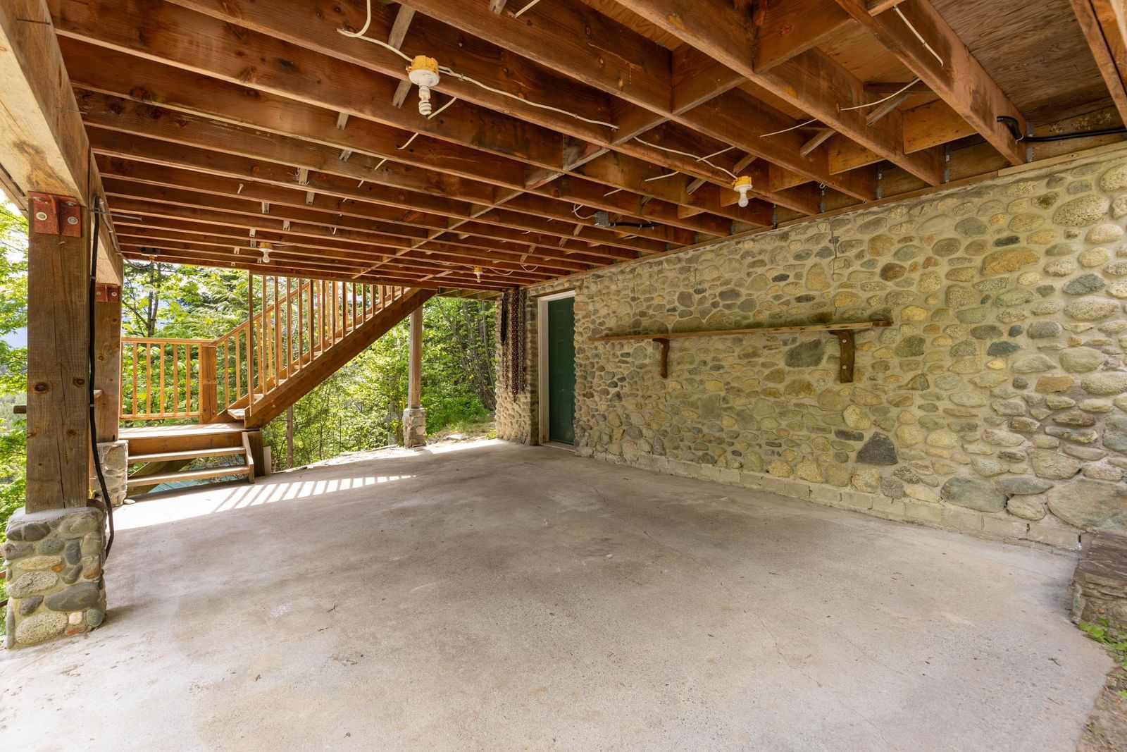 Listing Image 24