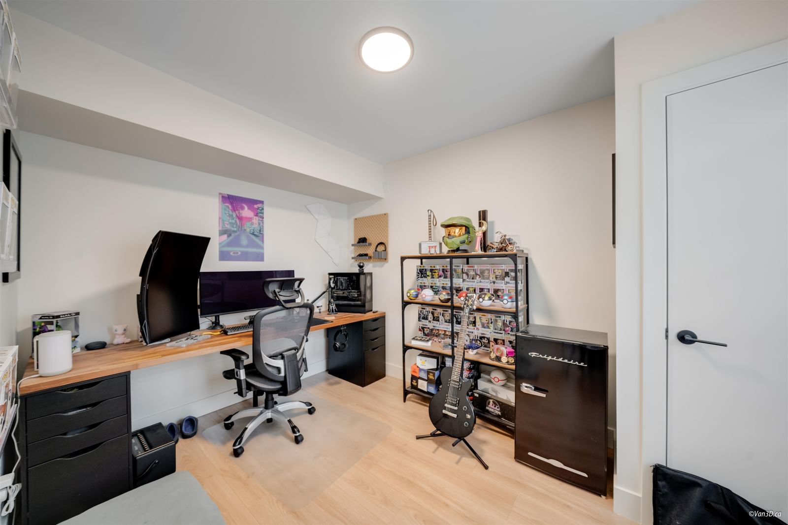 Listing Image 19
