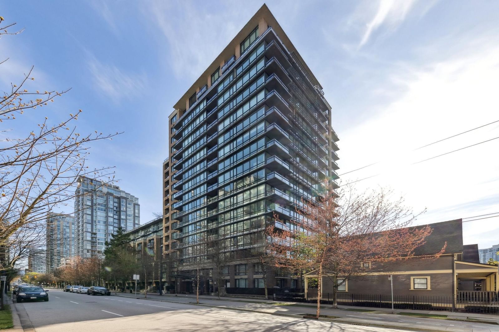 Listing Image 1