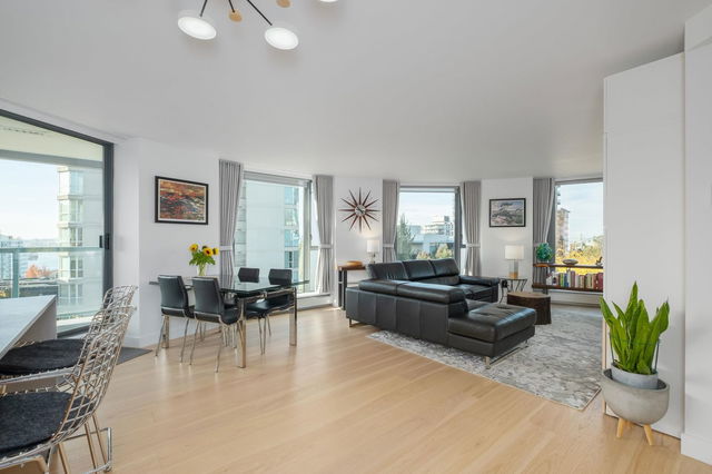 502 - 120 2nd Street