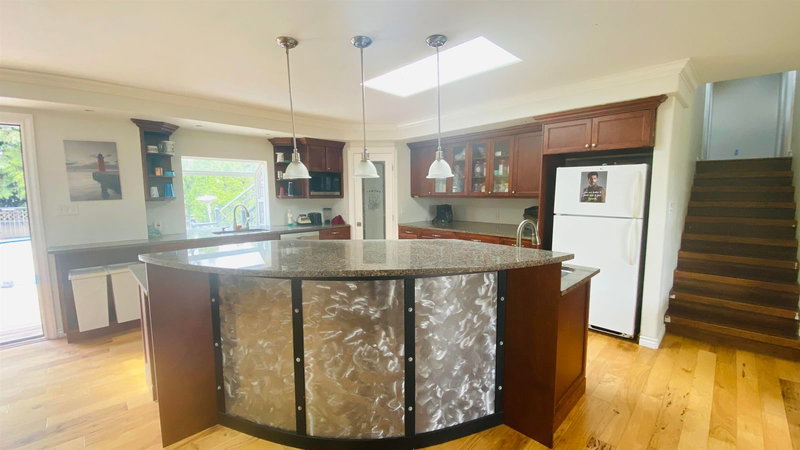 2577 Sunnyside Crescent, Abbotsford, V2T 1Y1 | Image 3