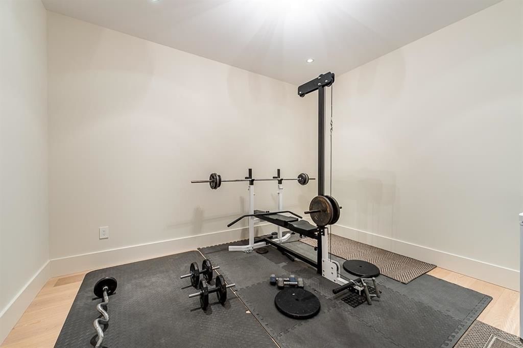 Listing Image 32