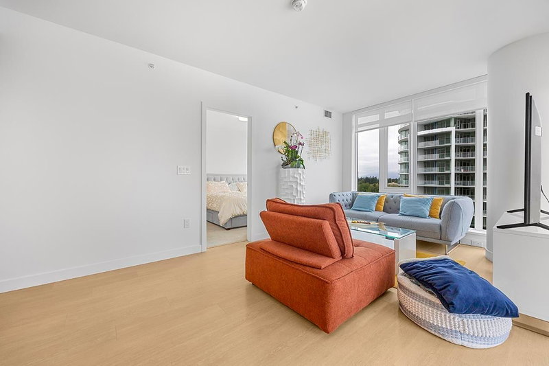 1506 - 7769 Park Crescent, Burnaby, V3N 0J7 | Image 3