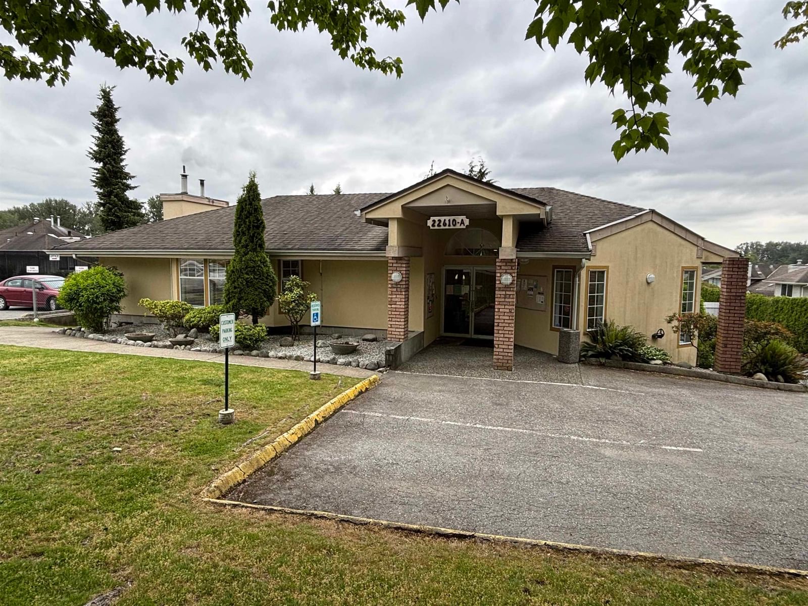Listing Image 15