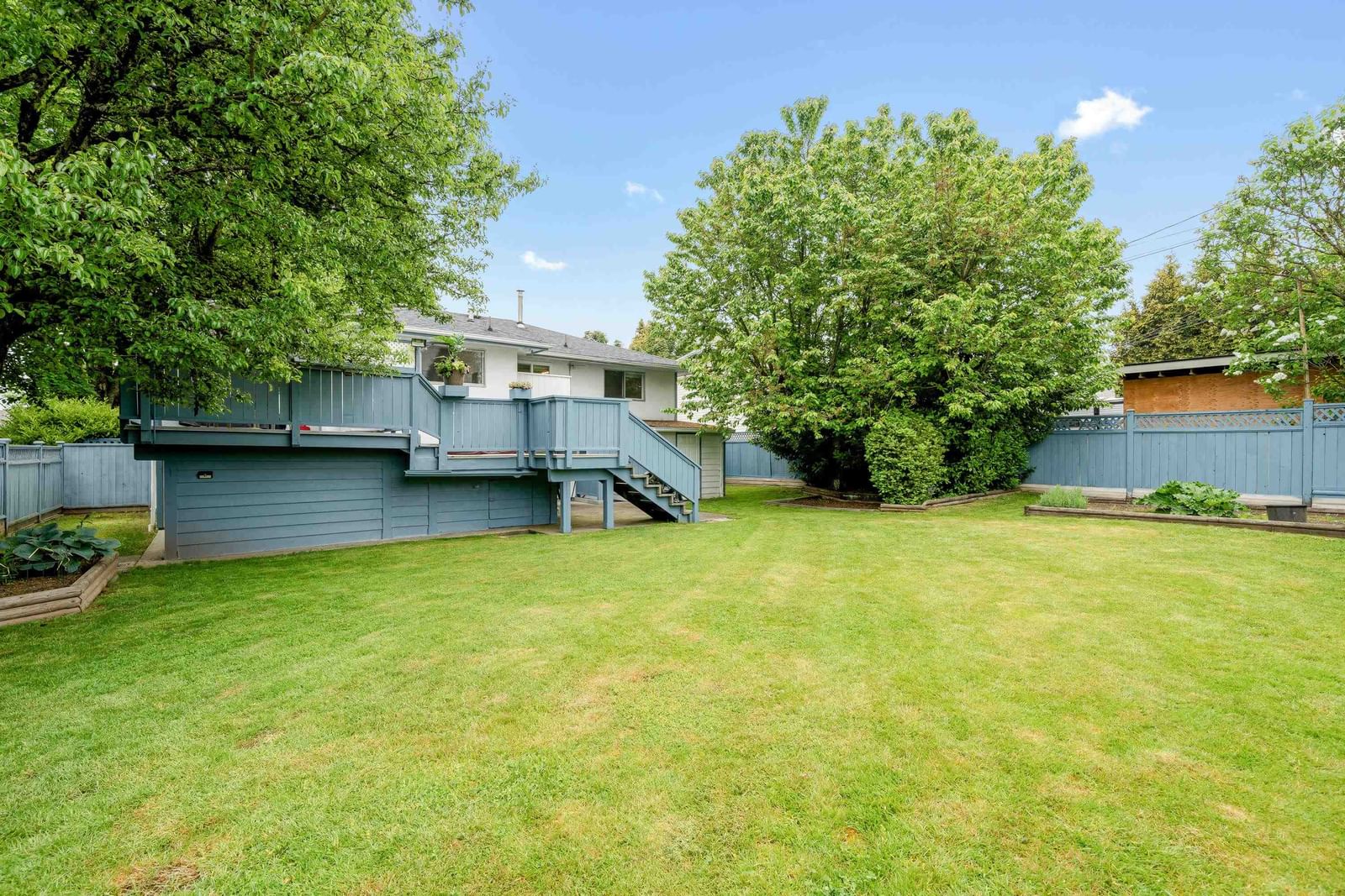 Listing Image 17