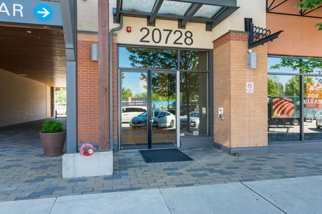 409 - 20728 Willoughby Town Centre Drive