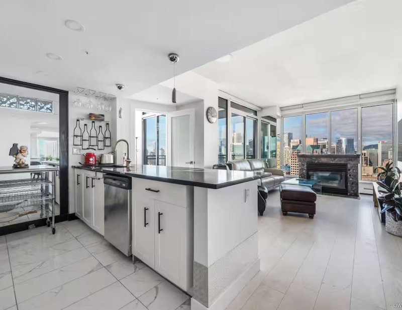 3201 - 183 Keefer Place, Vancouver, V6B 6B9 | Image 2