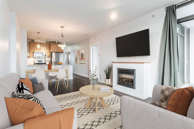 1409 - 400 Capilano Road