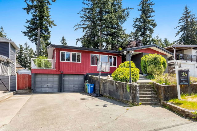 2530 Magnolia Crescent