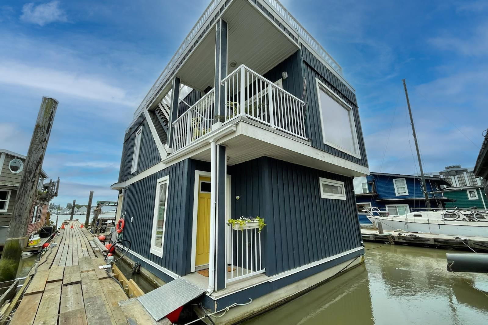 Image of home for listing MLS® R3003585