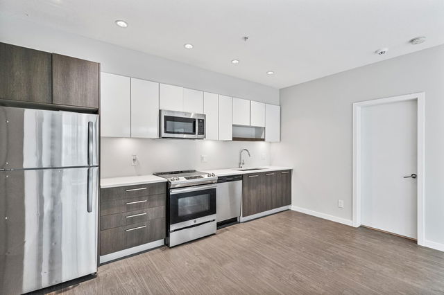 215 - 13768 108 Avenue