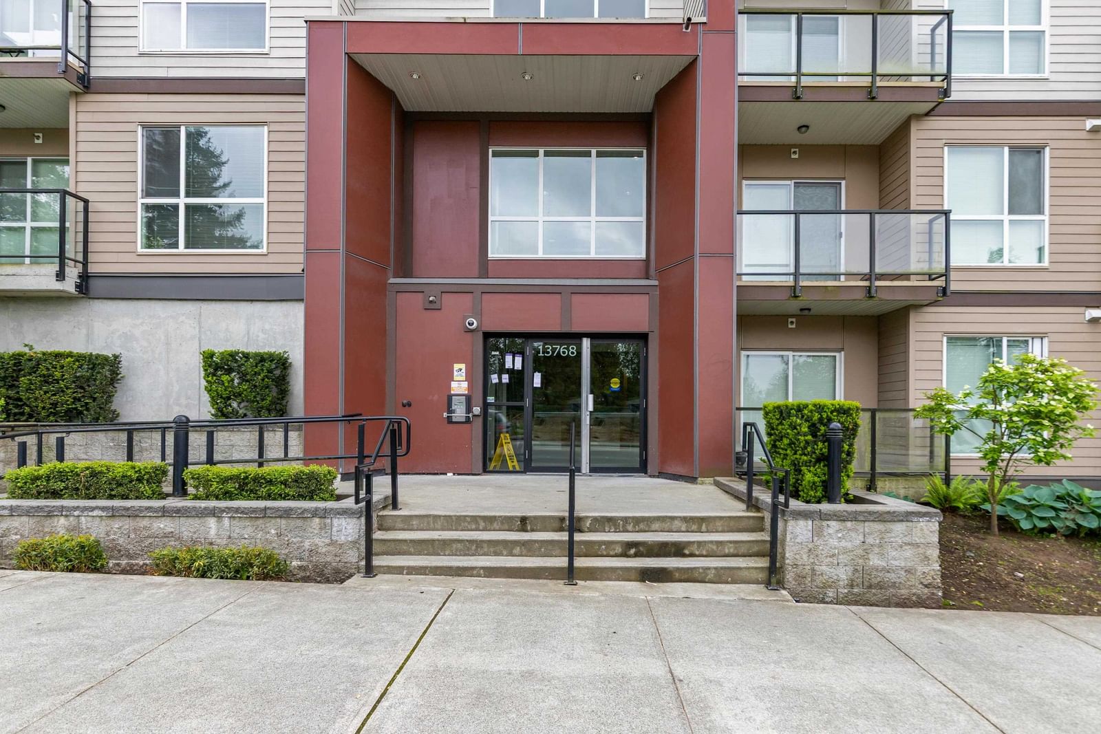 Listing Image 17