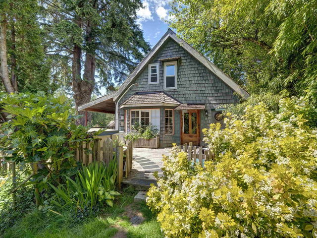 2602 Lower Road